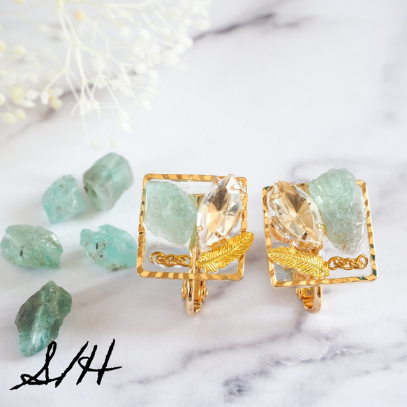 Apatite Stone bijou: ミントグリーンアパタイト鉱石のビジューイヤリング 1枚目の画像