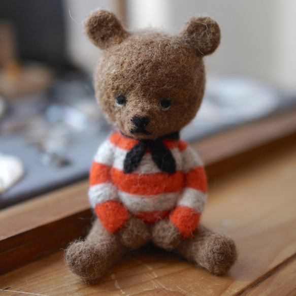 羊毛ニードルフェルト ふたつとないオリジナルデザインの