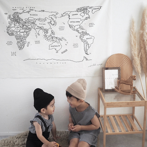 タペストリーBig〉World Map コットンリネン | 子ども部屋