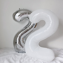 〈Balloon〉ナンバー（L）white/silver |  誕生日 | おうちスタジオ 1枚目の画像