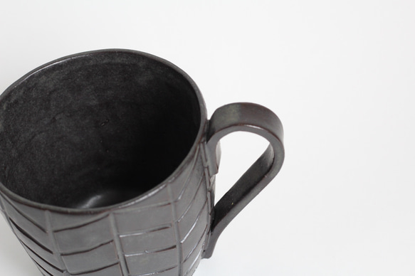 【ヘリンボーンマグカップ】ブラック　（受注生産） 3枚目の画像