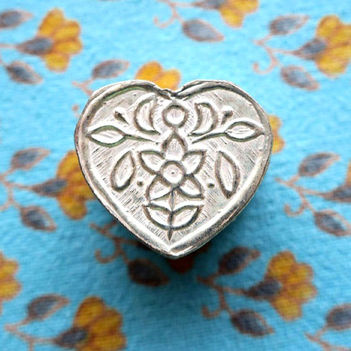 シルバーボックス(ハート）ギフトボックス ジュエリーボックス