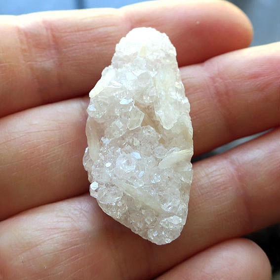 ドゥルージークォーツ 天然石ルース ホワイト フリーシェイプ ハンドメイド素材