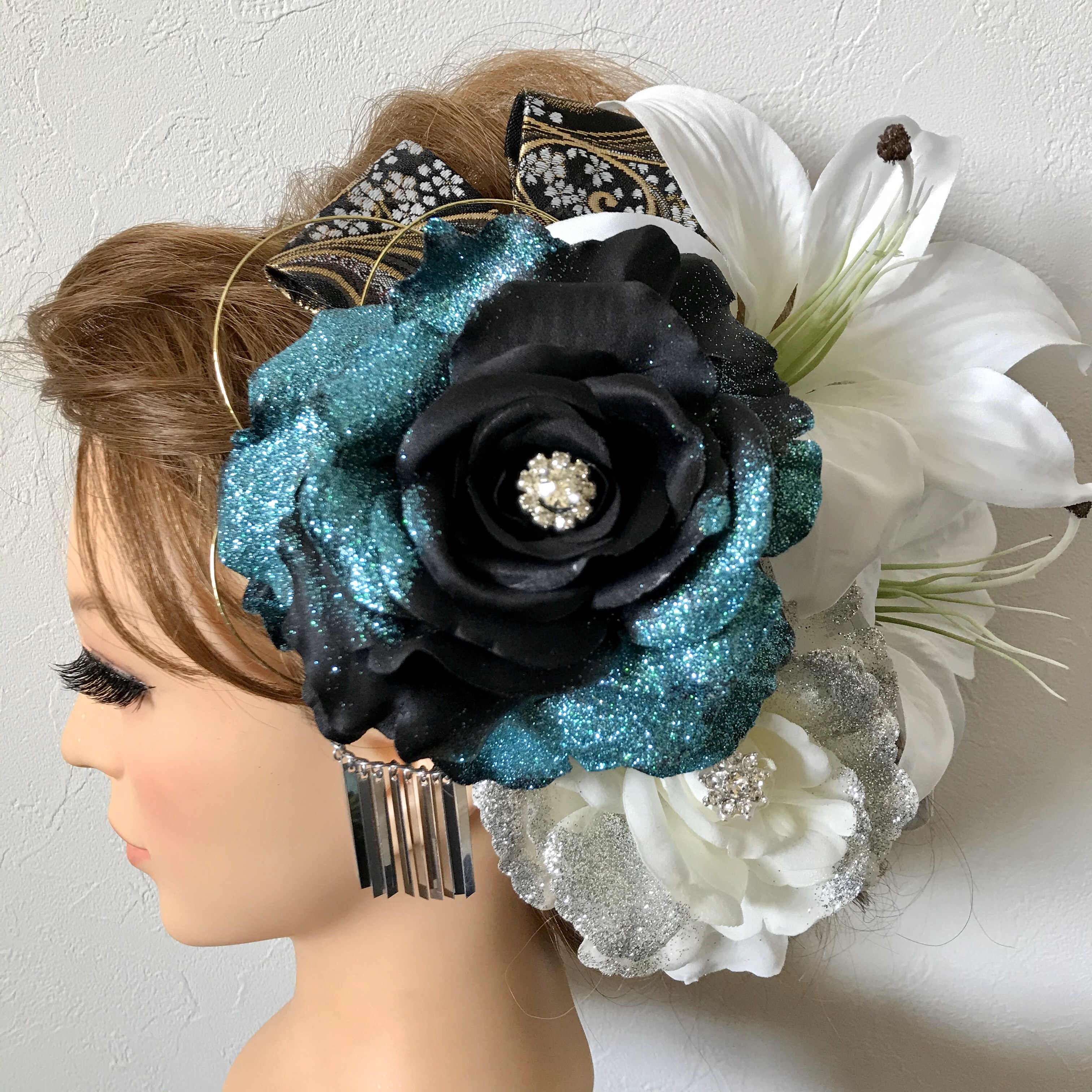 エメラルド　和装髪飾り　振袖髪飾り　成人式髪飾り