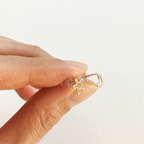 14kgf：槌目模様の月と星：pierce ピアス（スタッド・一粒