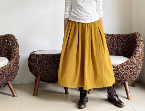 コードュロイ素材プリーツスカート（マスタードカラー） ロング  
