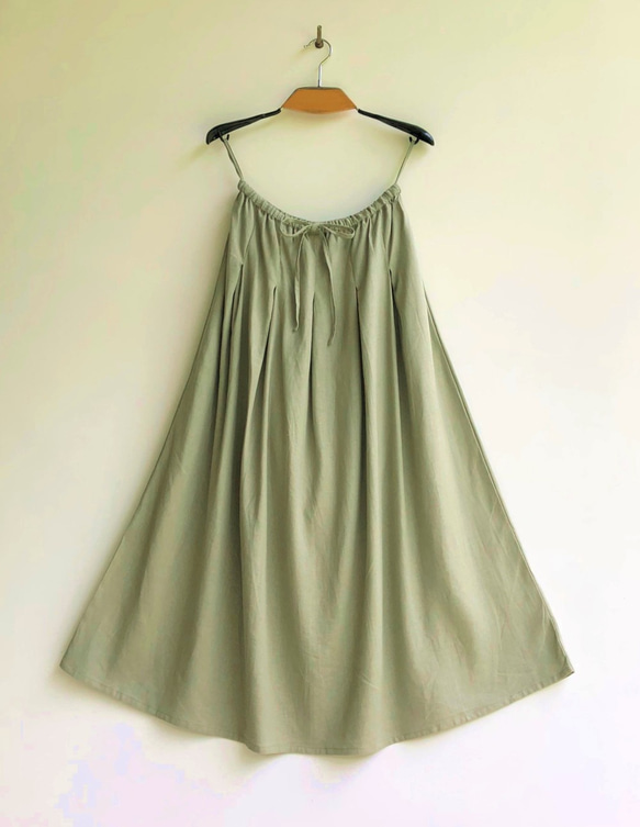 ロングプリーツスカート（コットンリネン素材♪淡いグリーンカーキ色） 4枚目の画像