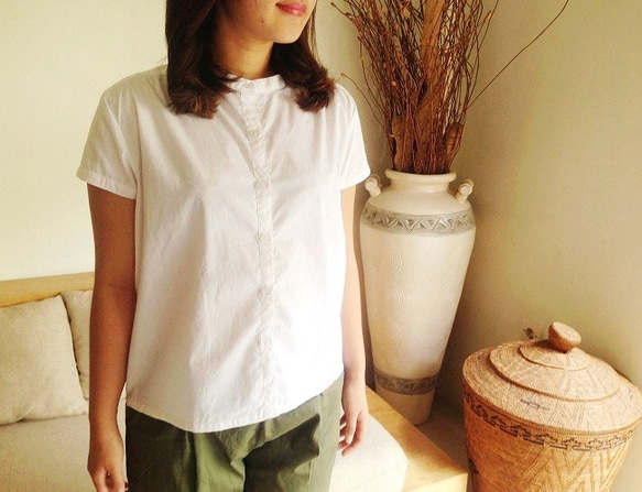 【Mサイズ】コットンギャザーシンプルシャツ(半袖） 2枚目の画像