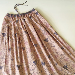 コットン素材バティックロングスカート 3枚目の画像