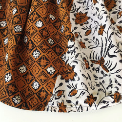 コットン素材バティックロングスカート♪ロウケツ染め銅板型押しタイプの素材です。 7枚目の画像