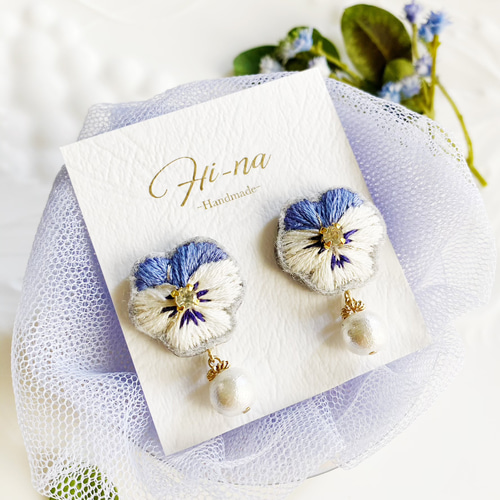 Viola」ビオラ刺繍ピアス/イヤリング イヤリング