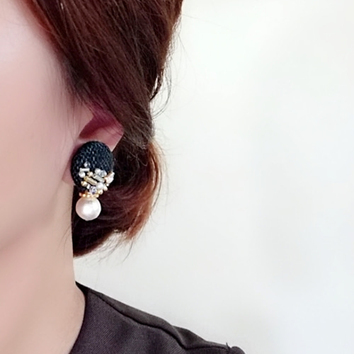 冬新作 刺繍ピアス「lady bijou tweed」冬支度ツイード&ビジュー 