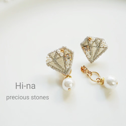 「大人気 新入荷 新品」に該当するファッション通販 precious stones」刺繍イヤリング 2wayパール 宝石刺繍の耳飾り イヤリング・ノンホールピアス