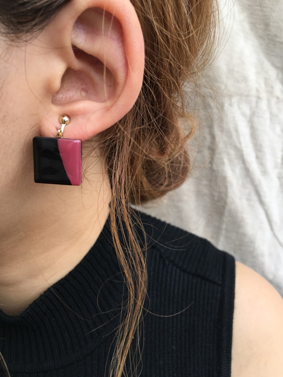 Asymmetry square art pierce(Pink×black) 4枚目の画像