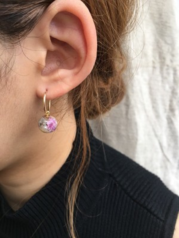 2way Mini flower ball hoop earring 2枚目の画像