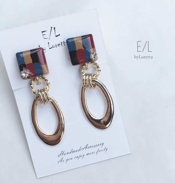 Square art foop earring 1枚目の画像