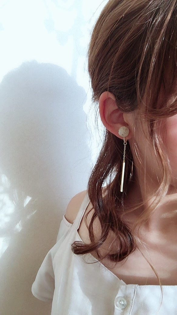 Mini Flower Ball Chain Stick Earring 2枚目の画像