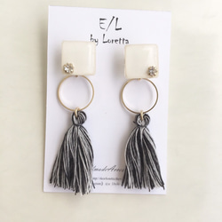 (全2色)2way color square mix tassel earring 3枚目の画像