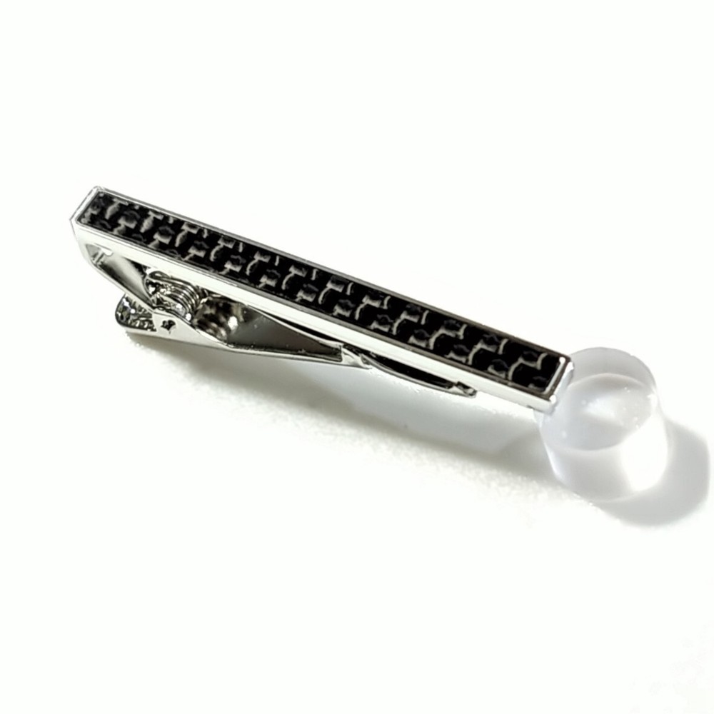 【カーボンネクタイピン】見る角度によって模様が変化！ / プレゼントにもおしゃれ