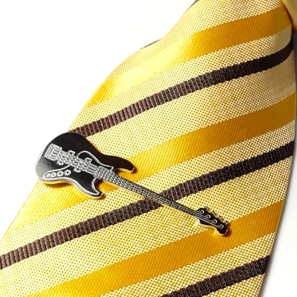 【ベースネクタイピン】ベースや音楽好きさんにオススメ♪ / ベーシストさんへのプレゼント♪