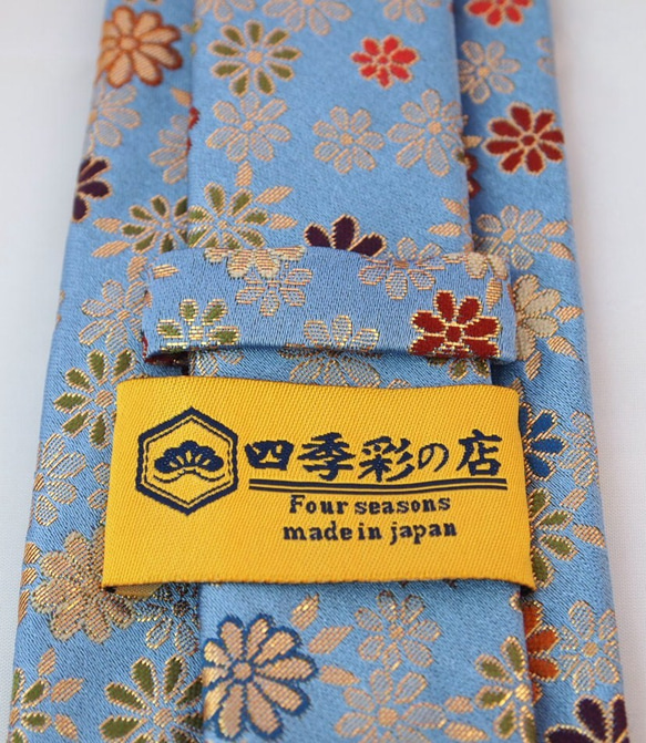和柄　高級ネクタイ　金襴布利用　おしゃれで和の一本です。＜青菊＞ 5枚目の画像