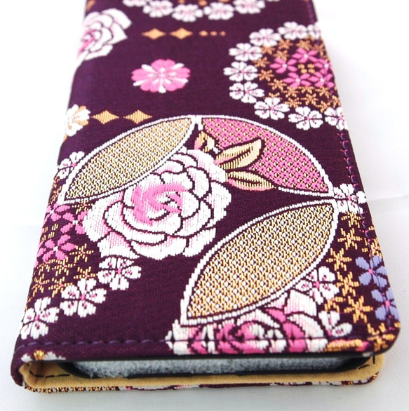 iPhone6 6S筆記本型保護套“紫色”帶有可愛日式和服圖案的華麗耳機套 第2張的照片