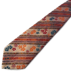 和柄　高級ネクタイ　金襴布利用　おしゃれで和の一本です。＜古代桜＞ 2枚目の画像