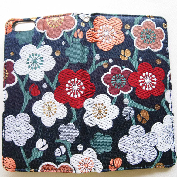 iPhoneケース6,6s 手帳型ケース『花花』 可愛い和柄　着物の柄を用いた豪華なアイフォンケース 2枚目の画像