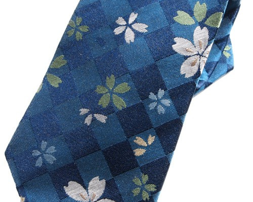 和柄 高級ネクタイ 金らん布 利用 おしゃれで和の一本です。＜正絹