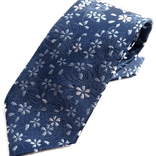 和柄 高級ネクタイ 金らん布 利用 おしゃれで和の一本です。＜正絹