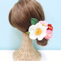 ＊【15点セット】髪飾り 椿(ホワイト&レッド)小花と丸菊＊ 4枚目の画像