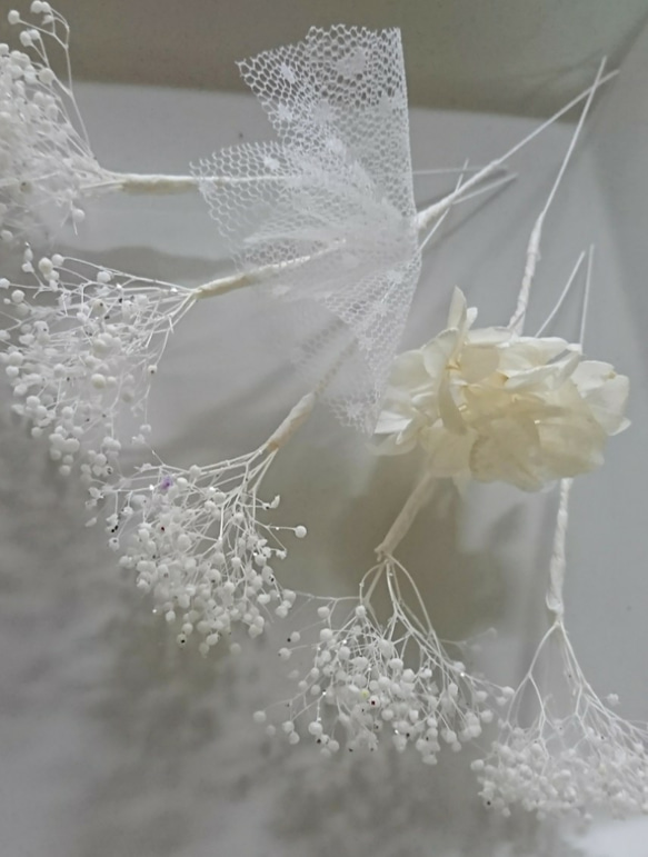 本物花ヘッドドレス♥️キラキララメ付きかすみ草&オマケの紫陽花＋チュール 2枚目の画像