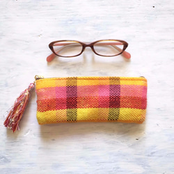 “花遊行”典子斜紋眼鏡小袋手工編織的眼鏡盒化妝品 第5張的照片
