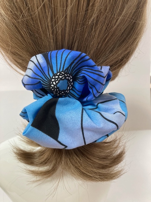 【試着のみ】GLOWNY ブルーリボンヘアアクセサリー シュシュ