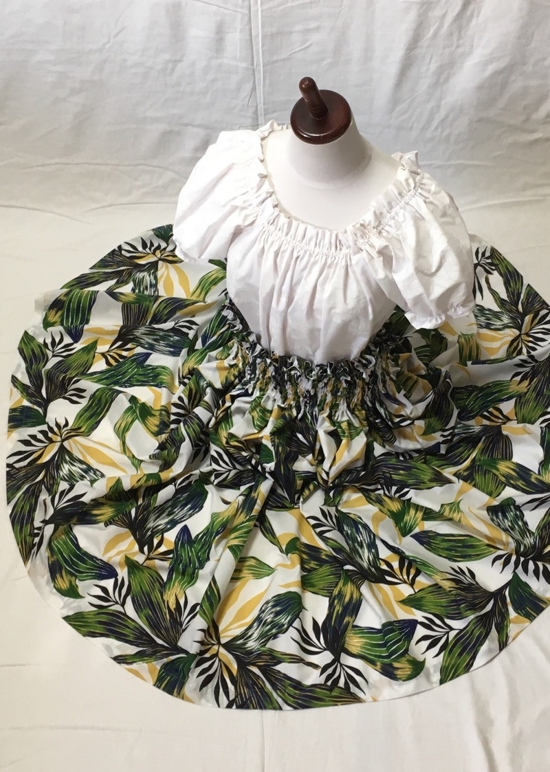 シングルパウスカート ティーリーフ柄 スカート丈７４cm ホワイト[pu-179s74] 9,231円