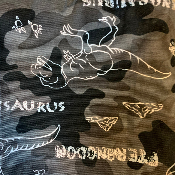 恐竜&カモフラ柄上靴袋 3枚目の画像