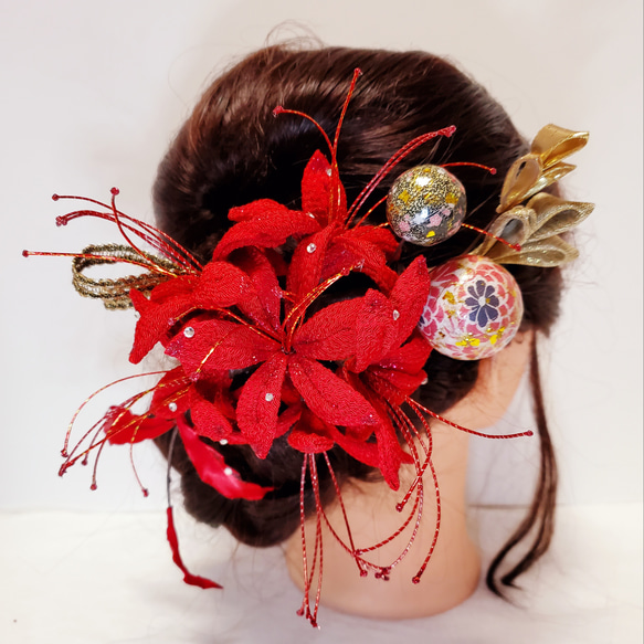 つまみ細工彼岸花ニューバージョン　ドール用　髪飾り　かんざしオーダーページ つまみ細工彼岸花ニューバージョン ドール用 髪飾り かんざしオーダー