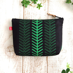 《送料無料》コスメポーチ 森 2枚目の画像