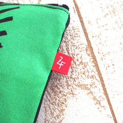 《送料無料》コスメポーチ 森 4枚目の画像