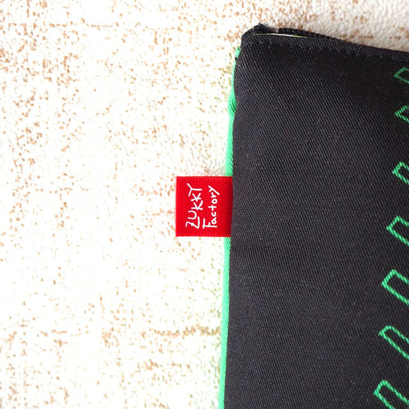 《送料無料》コスメポーチ 森 5枚目の画像