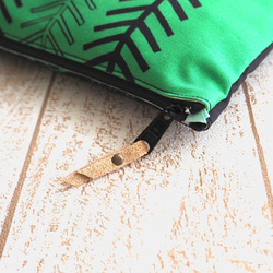 《送料無料》コスメポーチ 森 3枚目の画像