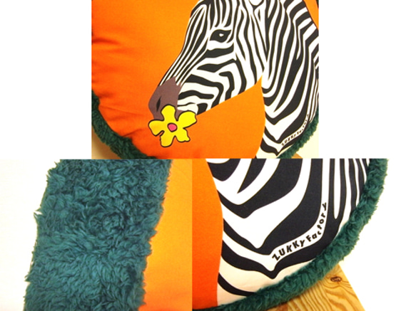 モコふわクッション シマウマ 4枚目の画像