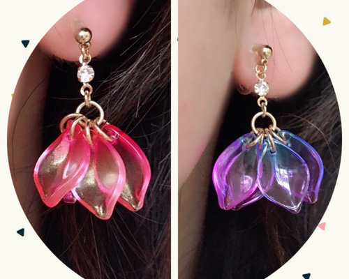 お色選択＊チェコガラスの花びらのイヤリング・ピアス イヤリング