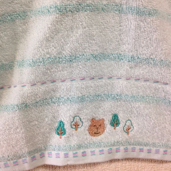 森のくまさん刺繍 タオルエプロン０歳〜４歳✨ 2枚目の画像