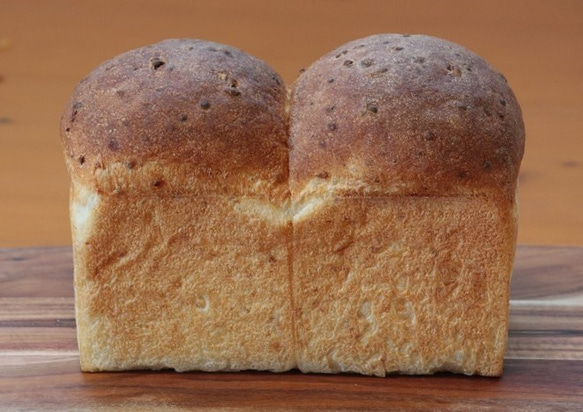 玄米食パン（２斤） 2枚目の画像