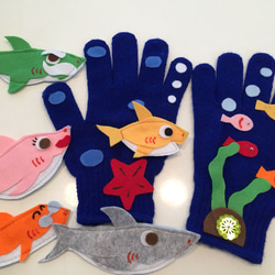 再再販！『サメの家族』手袋シアター★受注製作！ 1枚目の画像