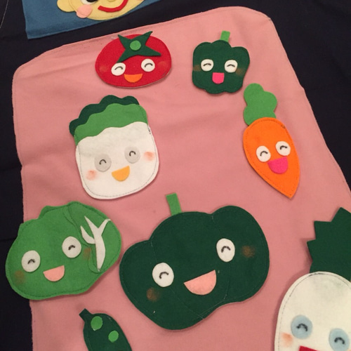 やさいのエプロンdeシアター！受注製作 おもちゃ・人形 なちゅ 通販