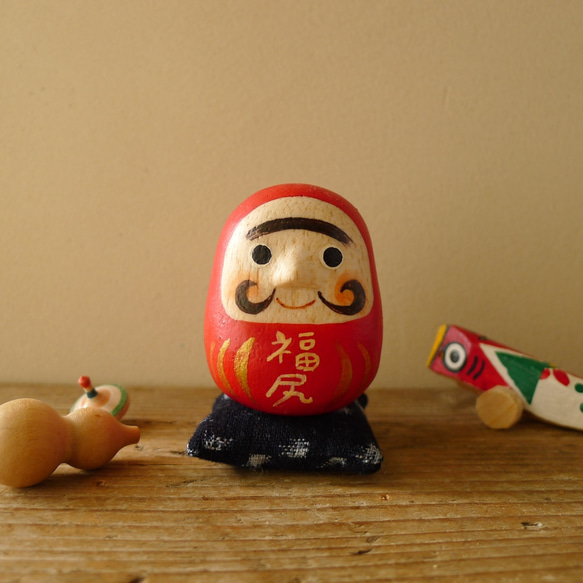 起き上がり小法師 福尻ダルマ（大）「 ヒゲくるりん！」 その他置物