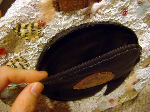 いちごロールのかばん/Strawberry Rolled Cake Bag 4枚目の画像
