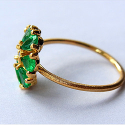 Emerald flower ring 3枚目の画像